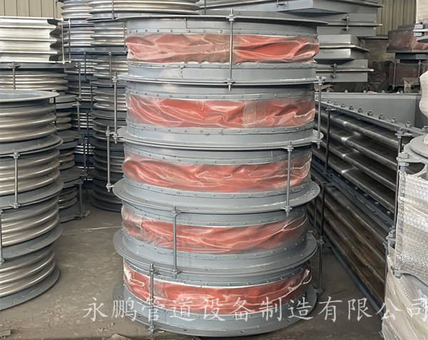 蒙皮織物補償器