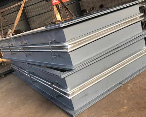 矩形管道補償器